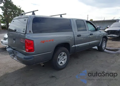 2006 Dodge Dakota Slt z USA, uszkodzony, nr VIN 1D7HE48N66S588811